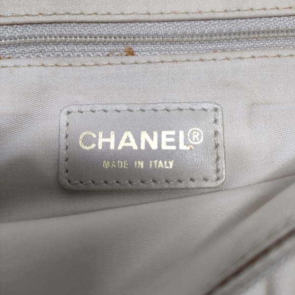 Chanel Pink Travel Line Tote - Picture 7 of 9